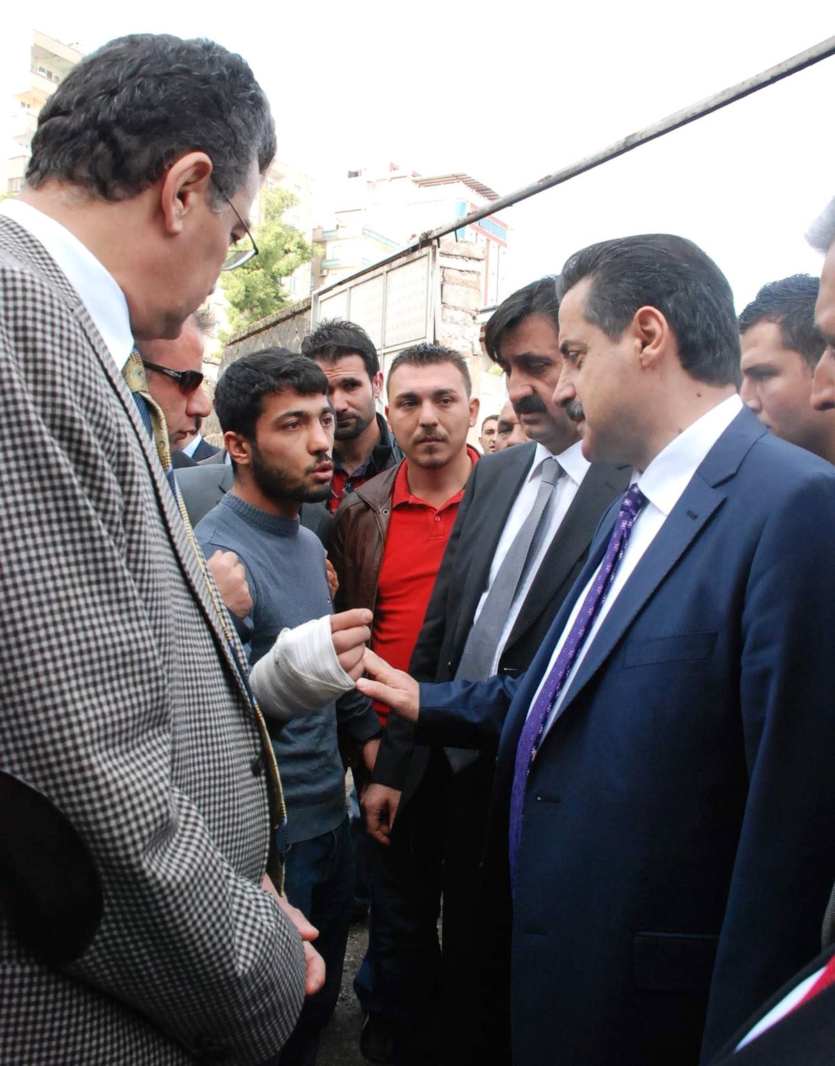 Bakan Çelik İşsiz Gence Umut Oldu