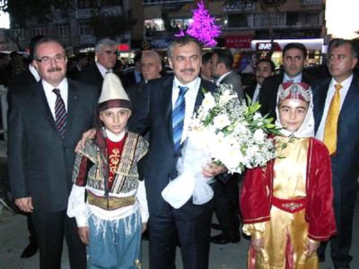 Bakan Eroğlu, Başbakan Erdoğan ile \'Darağacı Diyaloğunu\' Anlattı
