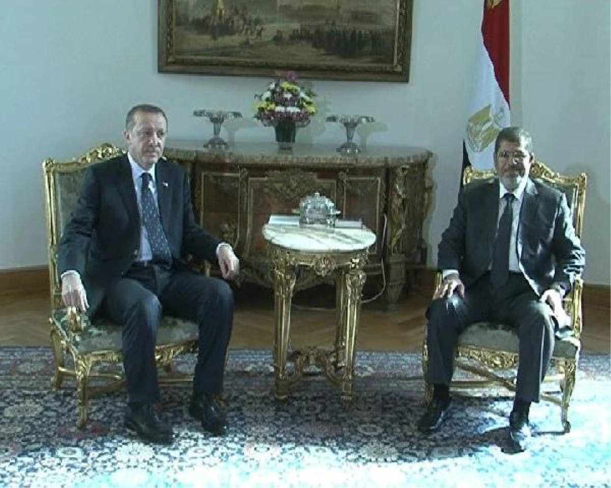 Başbakan Erdoğan, Mursi ile Görüştü
