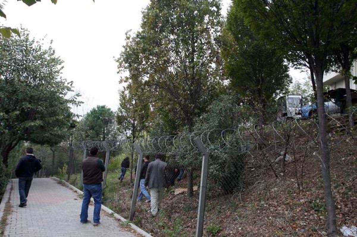 İstanbul\'da Esrarengiz Patlama