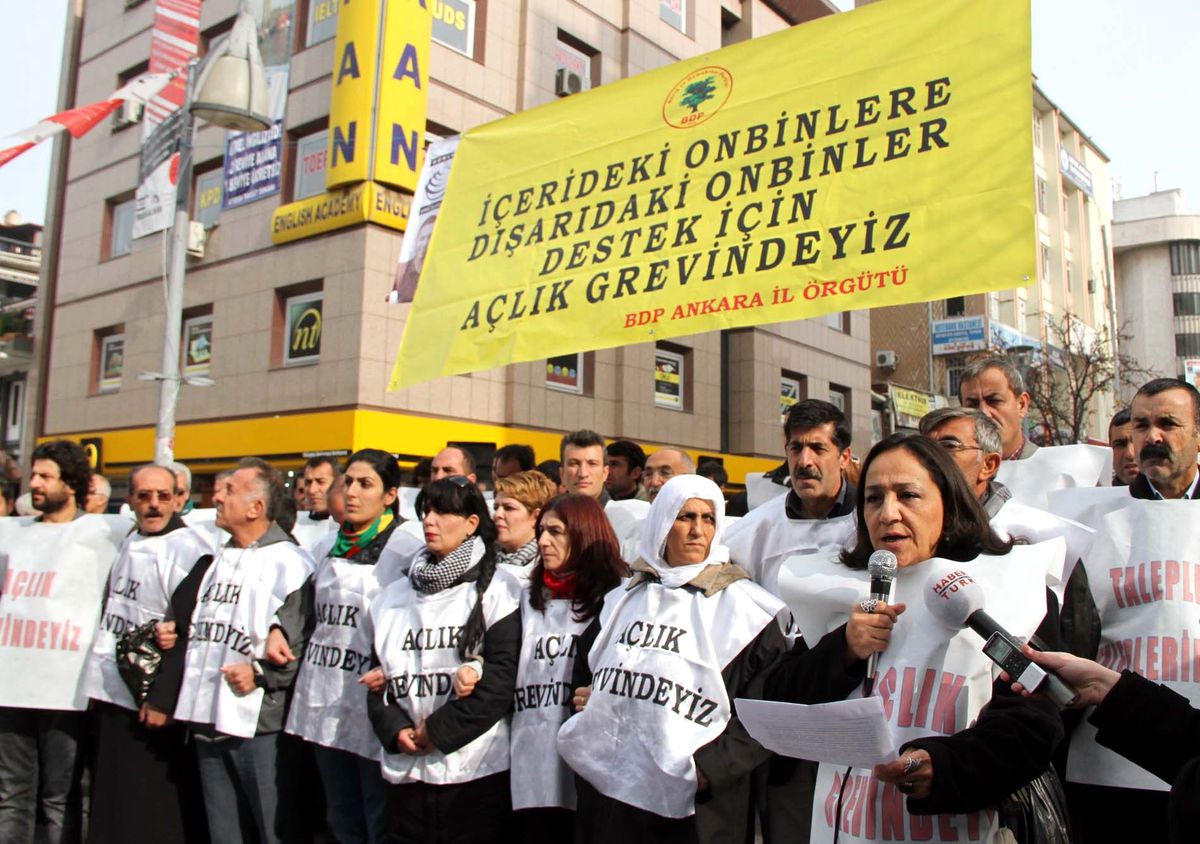 BDP\'den Açlık Grevlerine Destek Eylemi