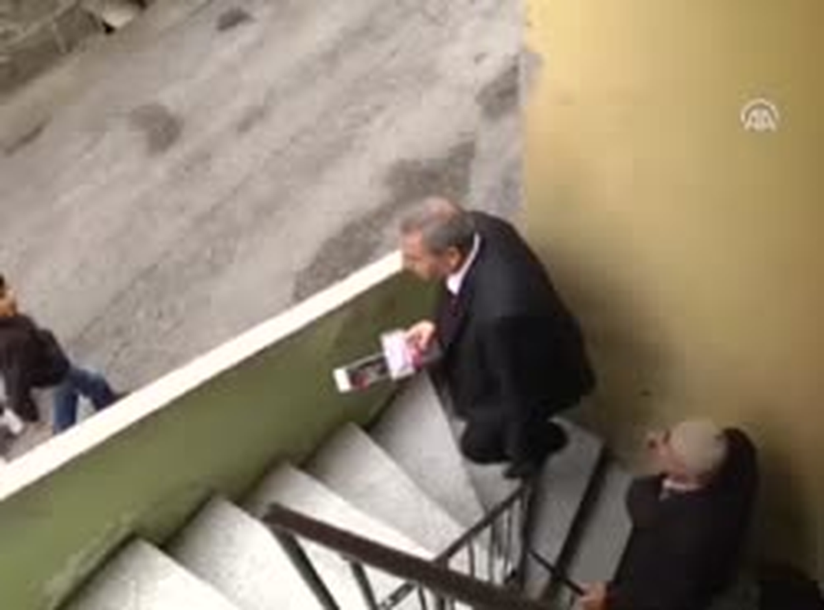 Eşiniz Unutsa Bile...