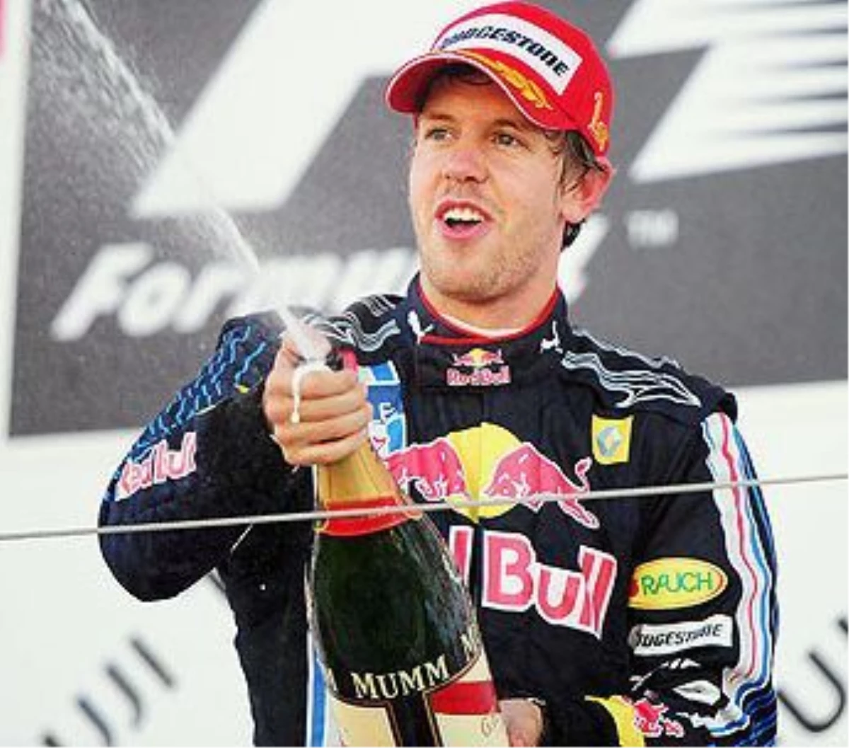 Formula 1 -Abd Grand Prix\'sinde İlk Cep Vettel\'in Oldu