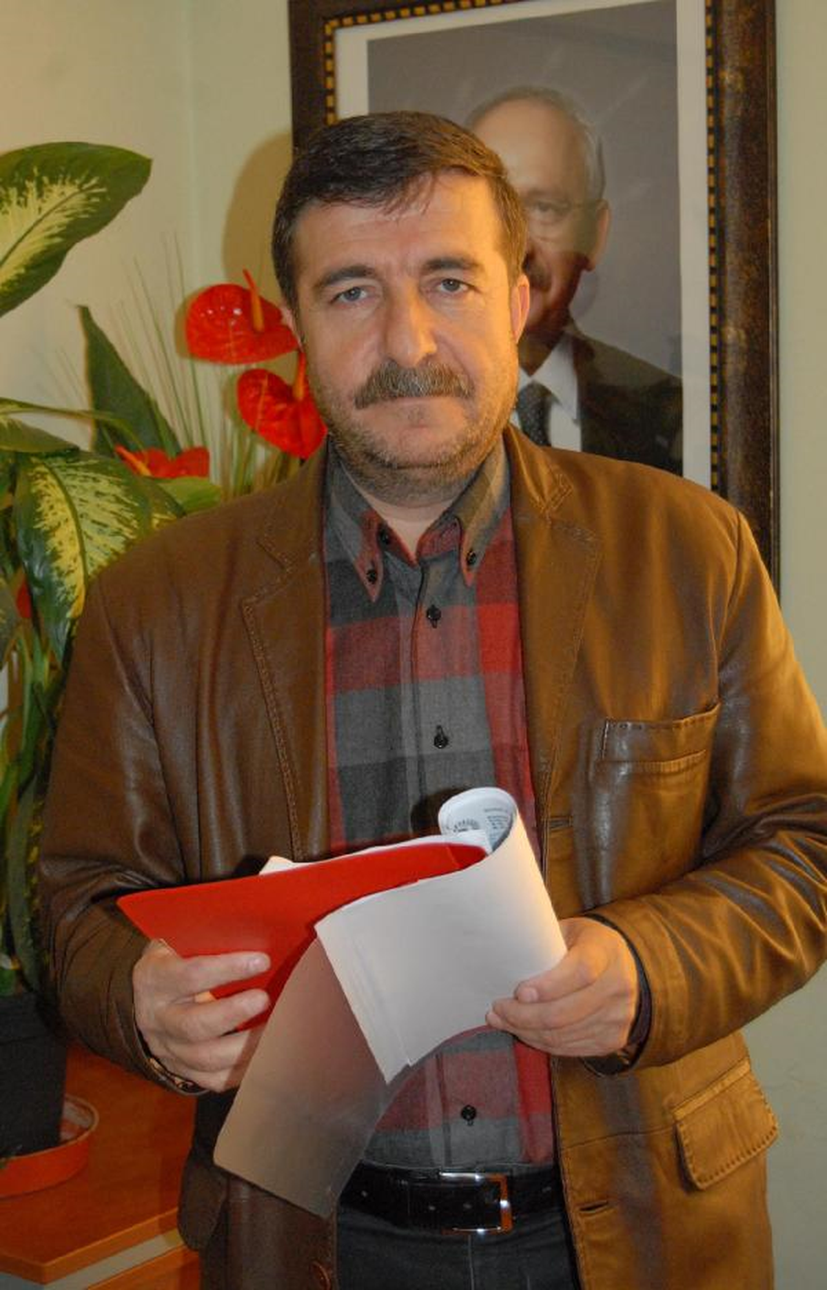 Gebze\'de CHP ile AK Parti Arasında Üye Kavgası