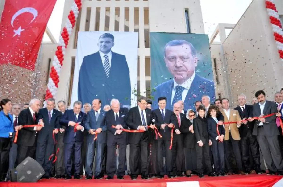 İşadamı Bölünmez, Mardin'e 2 Fakülte, 1 Lise, 1 İlköğretim Okulu Yaptırdı