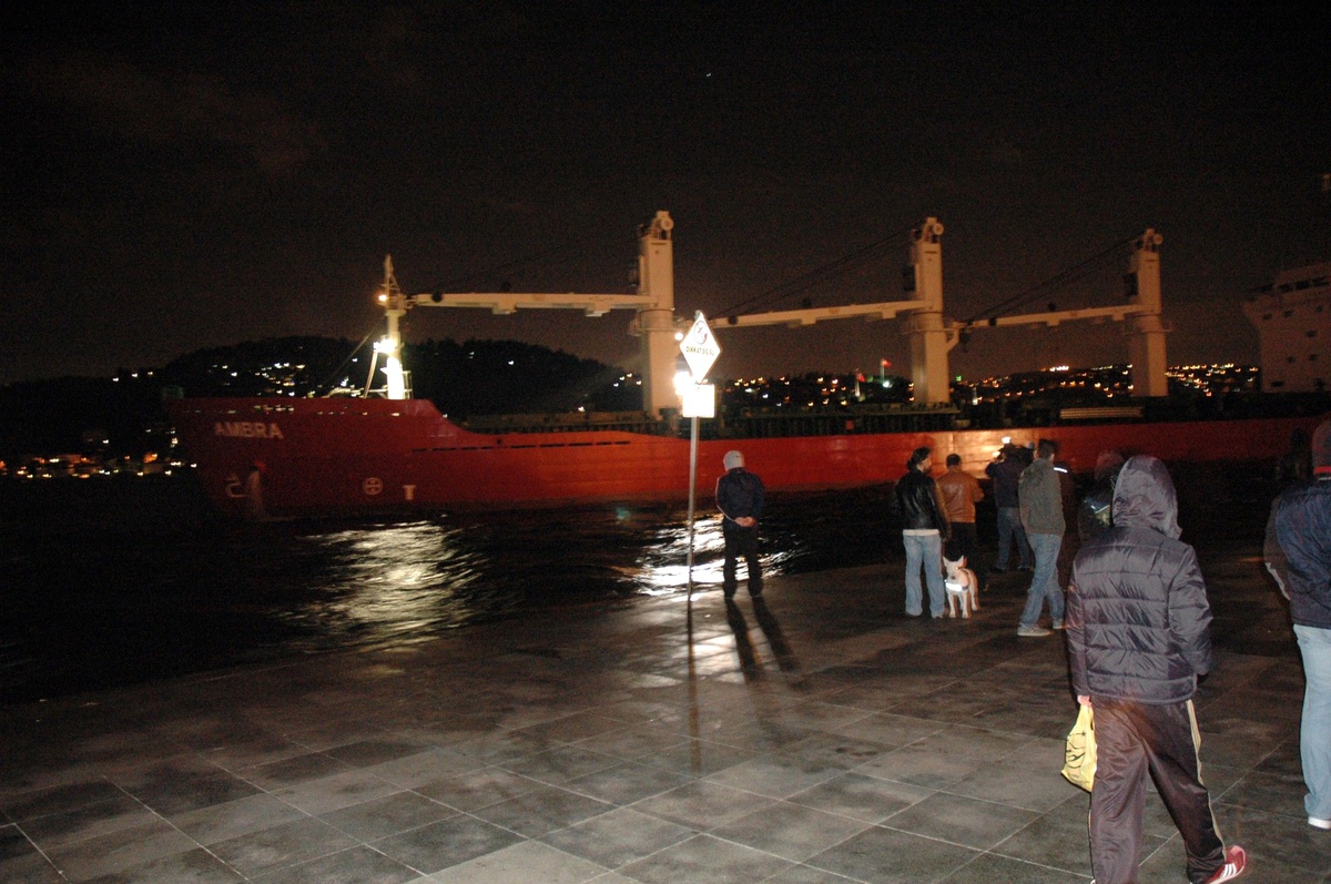 İstanbul Boğazı\'nda Korku Dolu Anlar