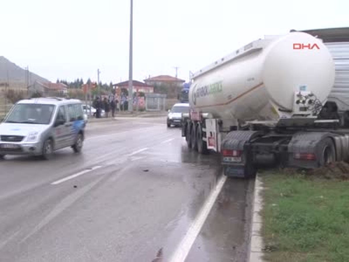 Kırıkkale\'de Trafik Kazası: 3 Yaralı