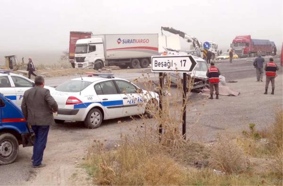Konya\'da Kaza: 2 Ölü, 1 Yaralı