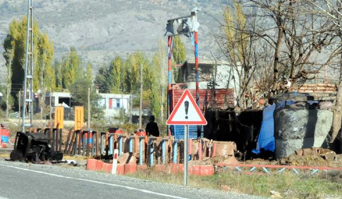 PKK 300 Kilo Patlayıcı ile Saldırdı