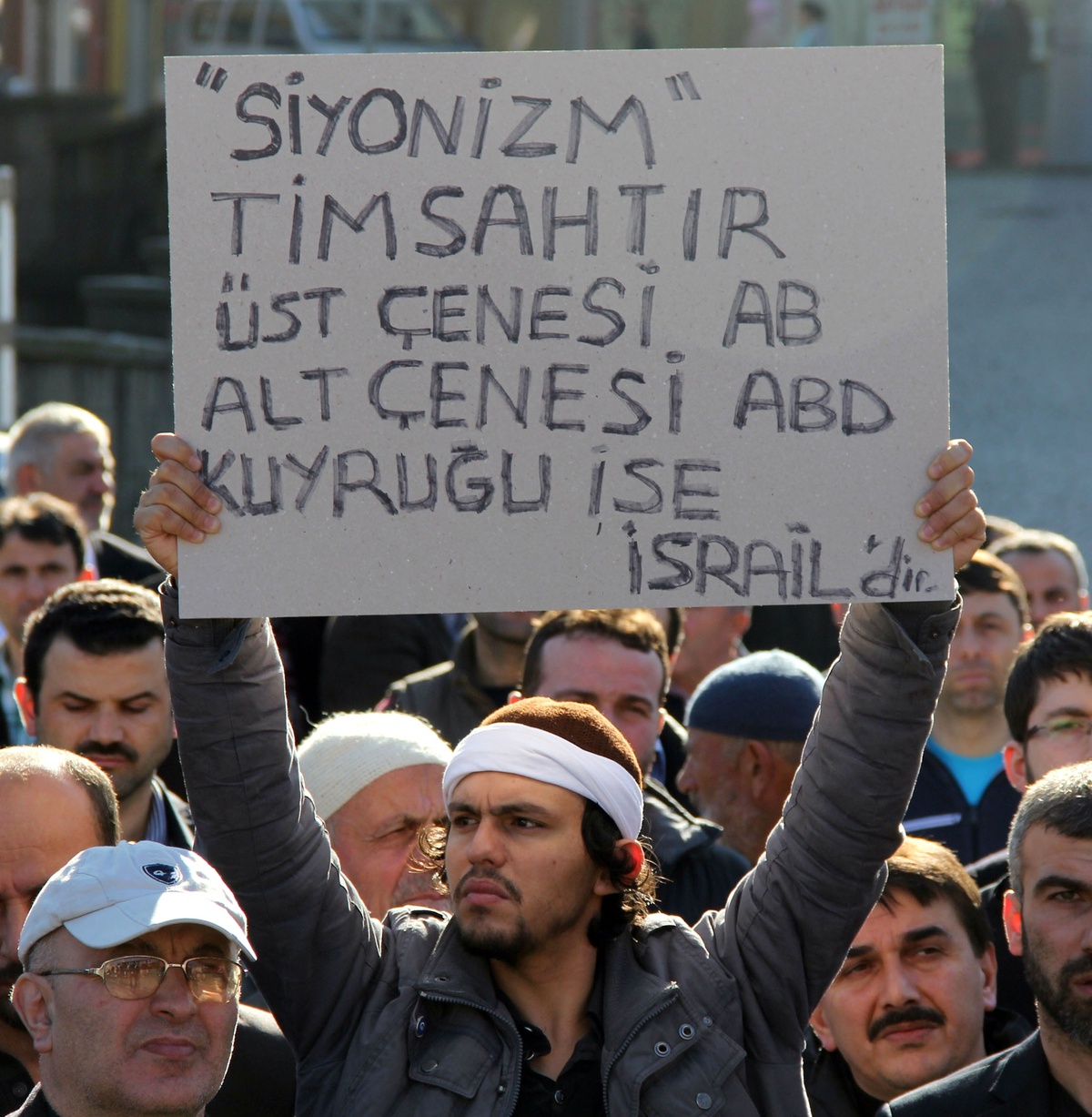 Rize\'de İsrail\'in Gazze\'ye Saldırısı Protesto Edildi