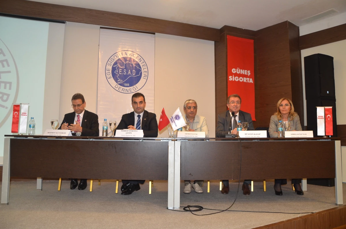 Sigorta Acentelerinin Sorunları ve Çözümleri İzmir\'de Konuşuldu