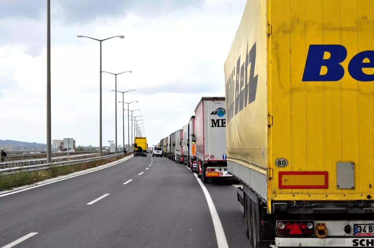 Tır\'cıların Çileli İhracat Yolculuğu