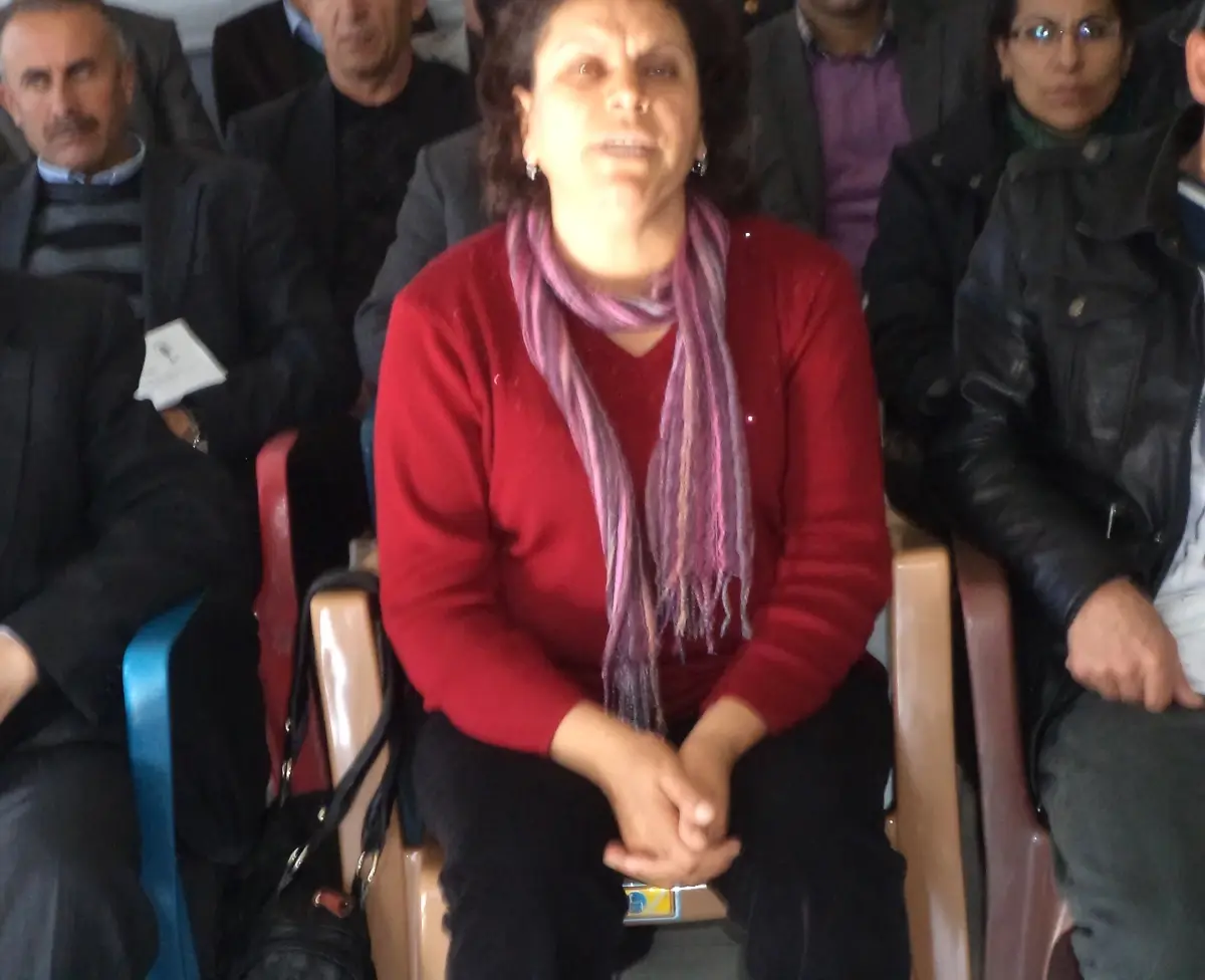 Varto Belediye Başkanı Değer\'den Açlık Grevi Yapanlara Destek