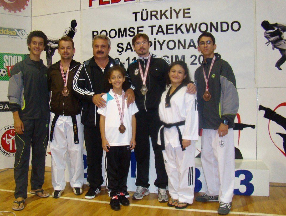 400 Sporcu Madalya İçin Ter Döktü