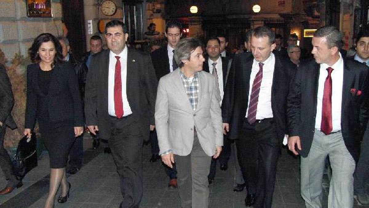 AK Parti\'li Sait, Reina\'ya Değil Beyoğlu\'na Götürdü
