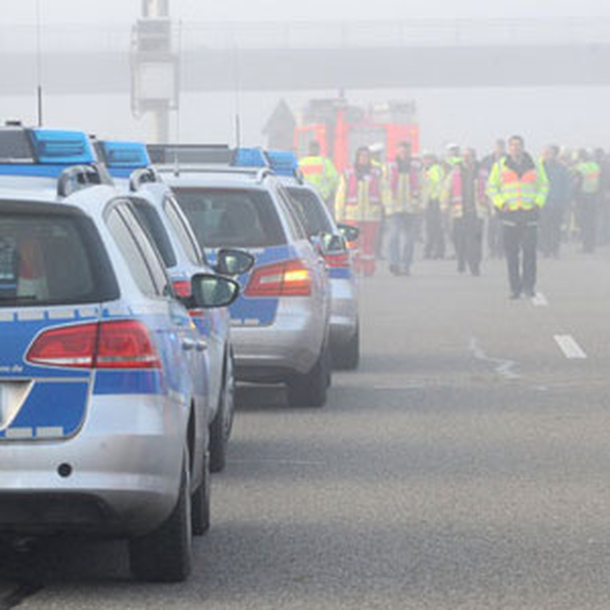Almanya\'da Trafik Kazası: 6 Ölü