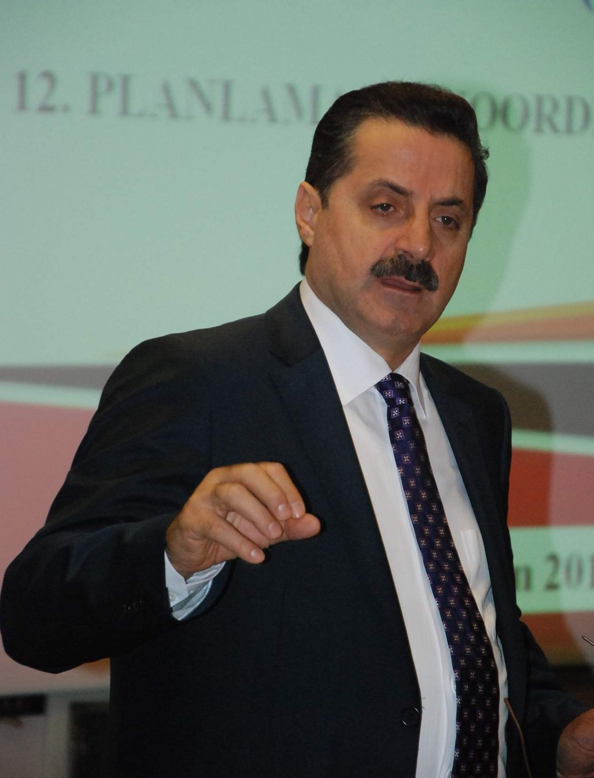 Bakan Çelik, Partide Kampa Girdi