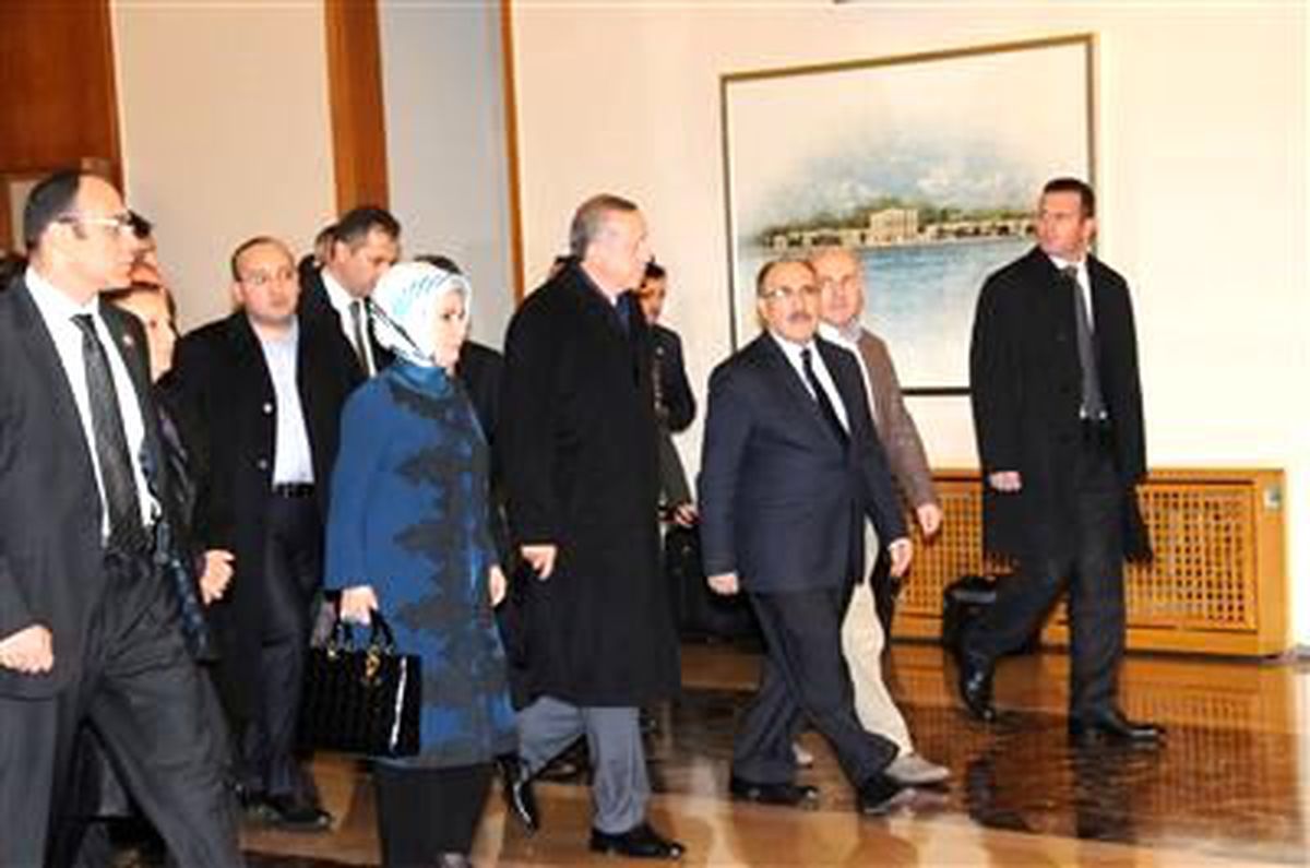 Başbakan Erdoğan Türkiye\'ye Döndü