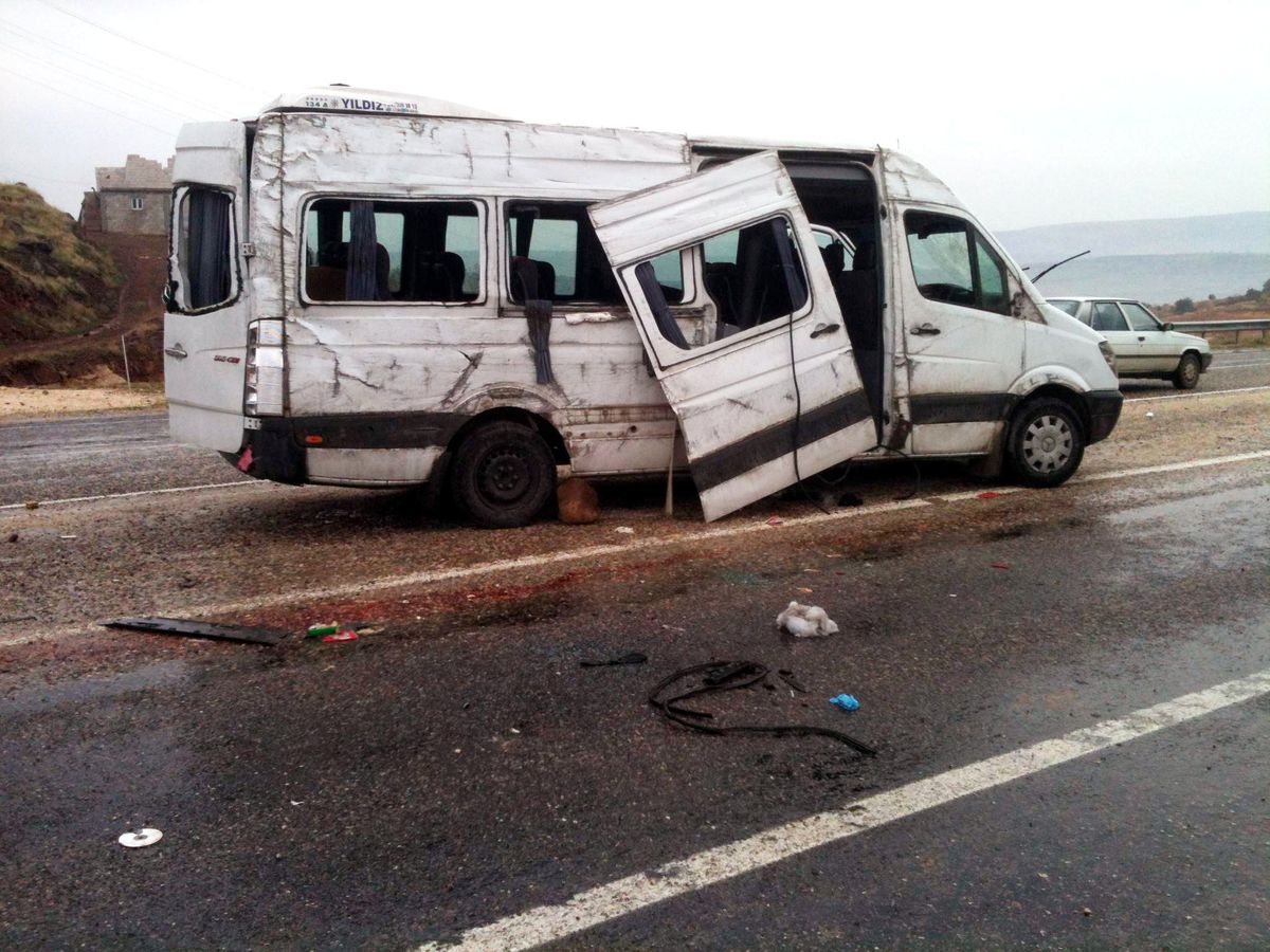 Gaziantep\'te Trafik Kazası: 13 Yaralı