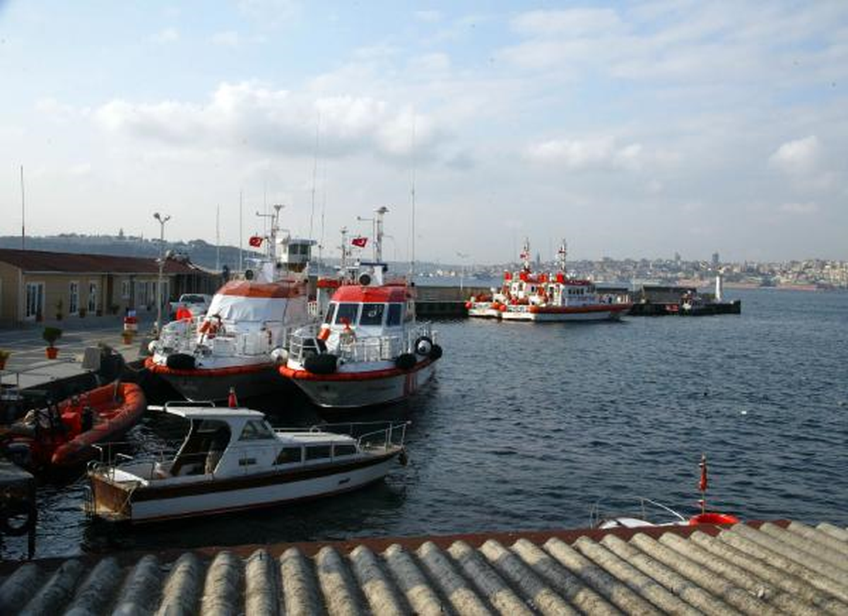 Kadıköy\'de Denizden Ceset Çıktı