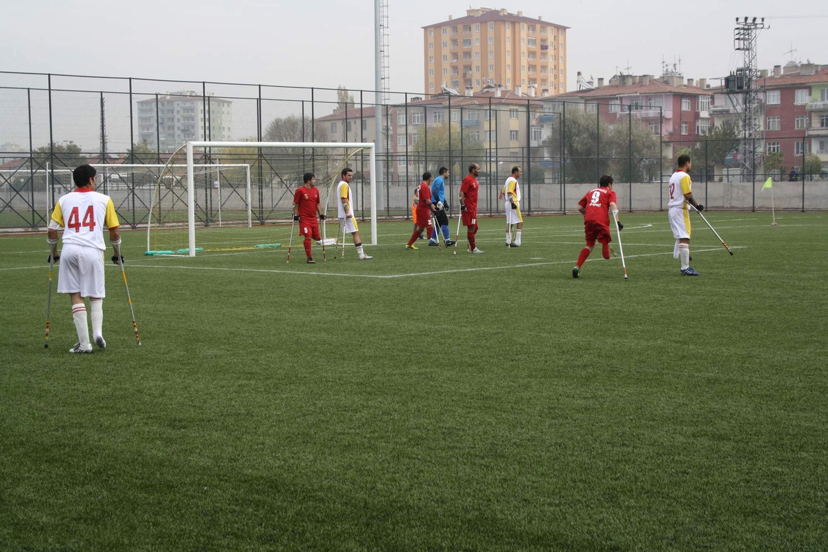 Kayseri\'nin Ampute Takımı Karagücü\'ne Yenildi