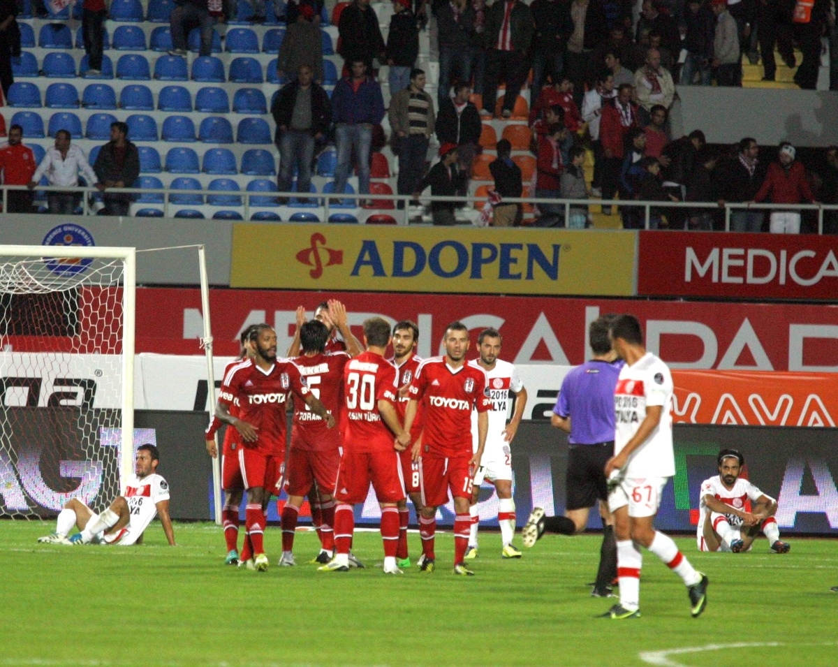 Medical Park Antalyaspor - Beşiktaş: 3-5