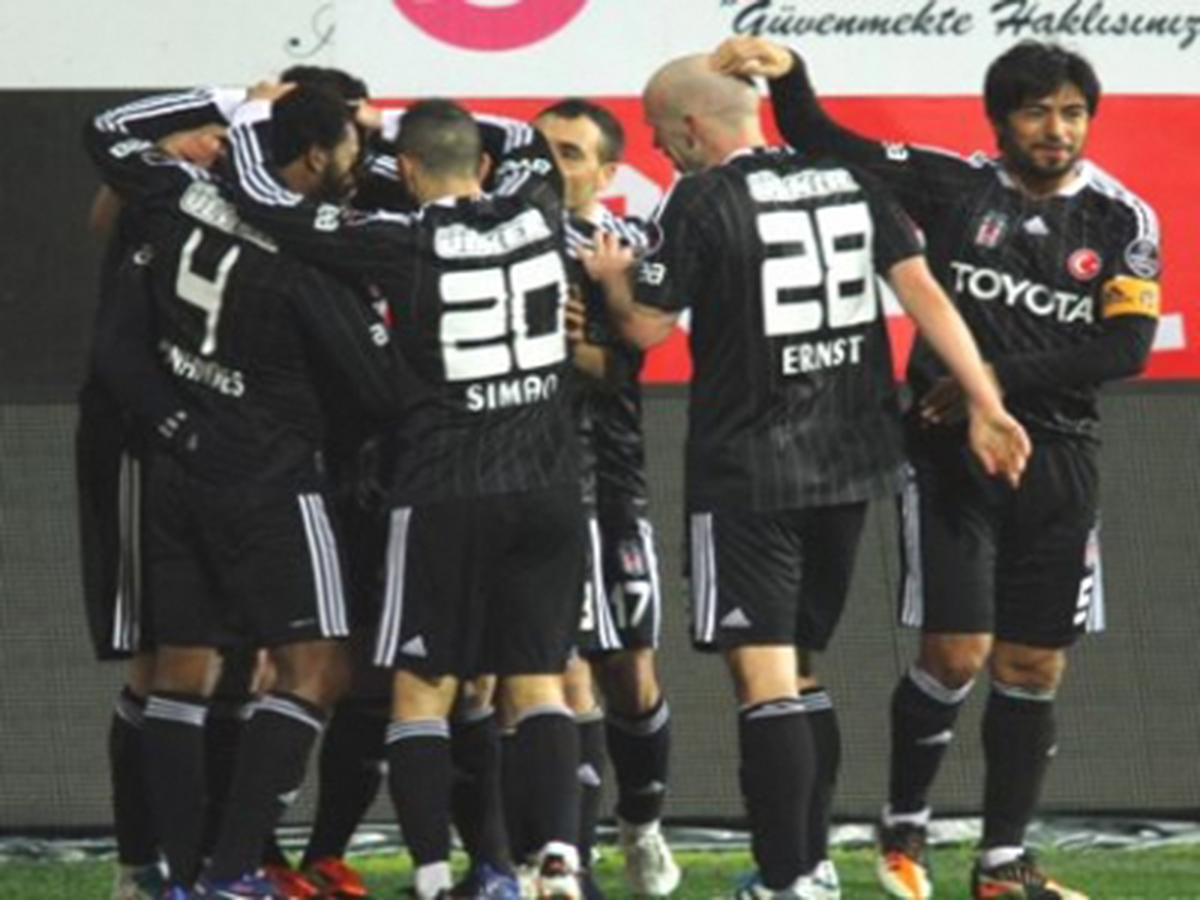 Medical Park Antalyaspor - Beşiktaş Kadroları