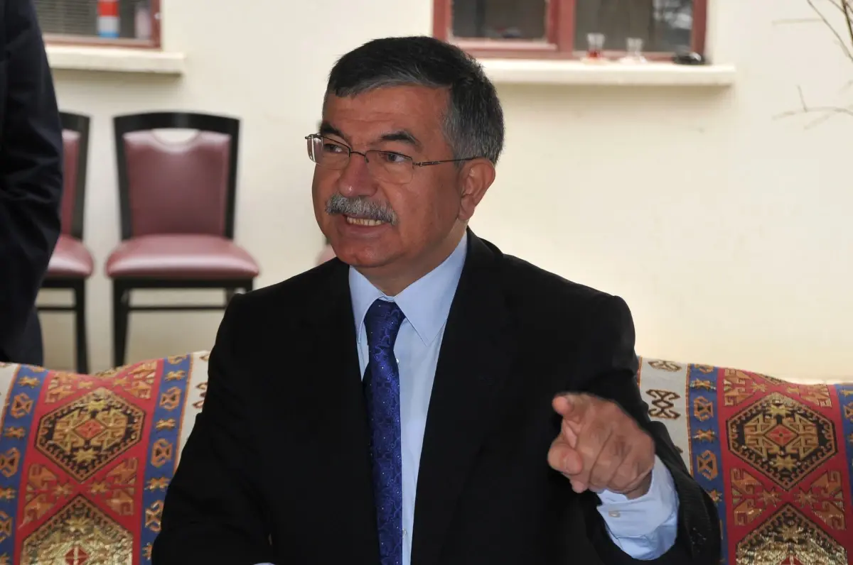 Milli Savunma Bakanı: 253 Subay Tutuklu