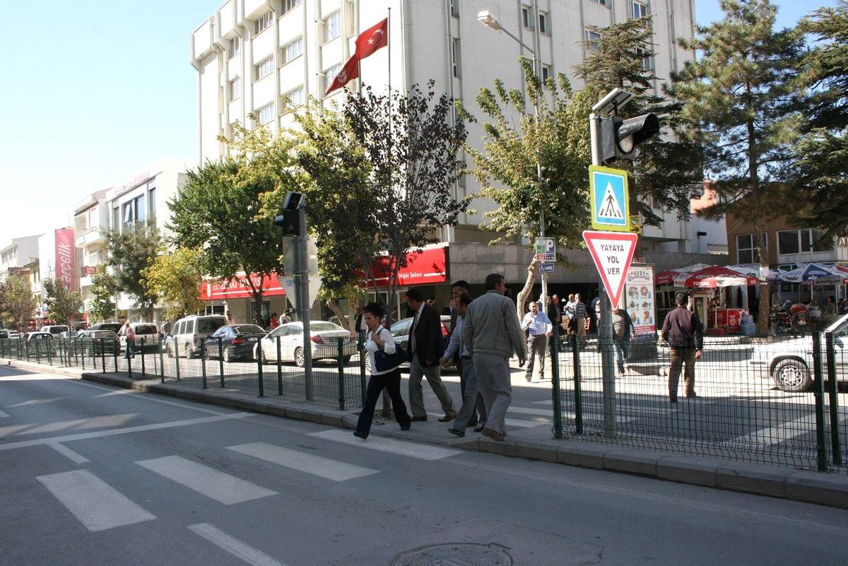 Modern ve Kullanışlı Kaldırım Çalışmalarında Sona Gelindi