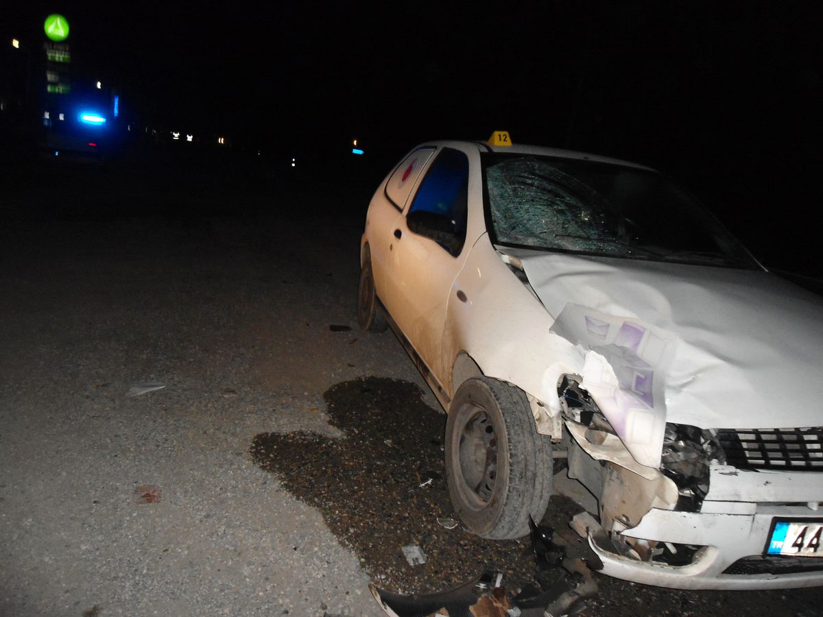 Otomobilin Çarptığı Üniversiteli Kız Öldü