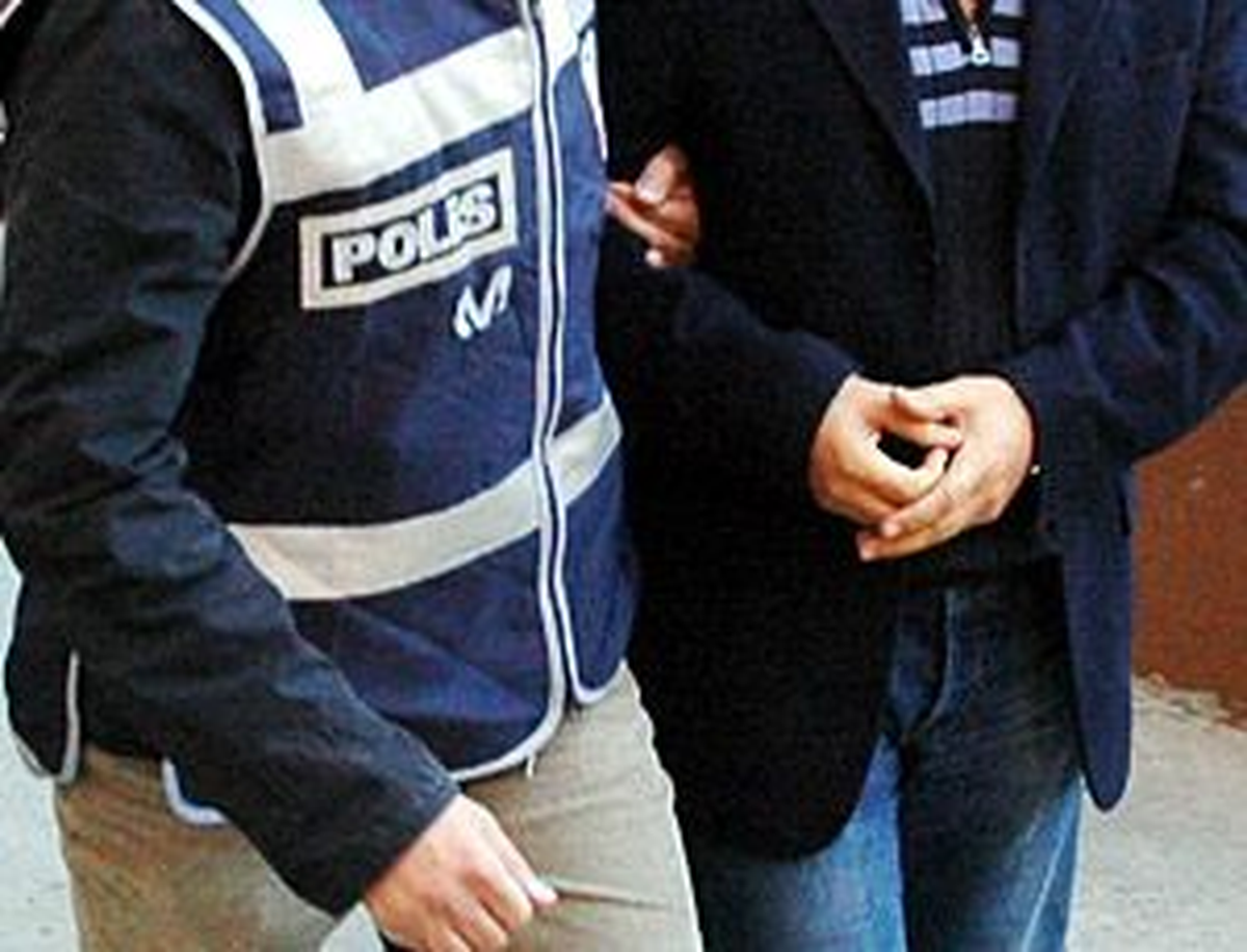 Polisten Uyuşturucu Satıcılarına Şafak Baskını