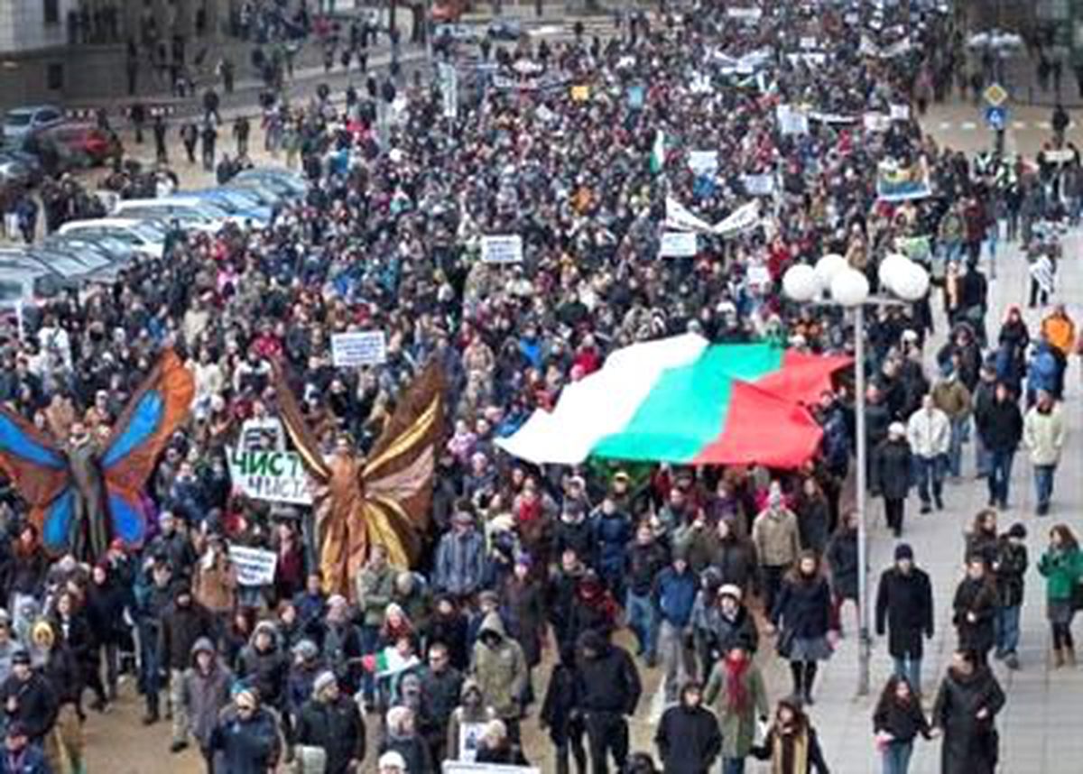 Protesto Dalgası Bulgaristan\'a Sıçradı