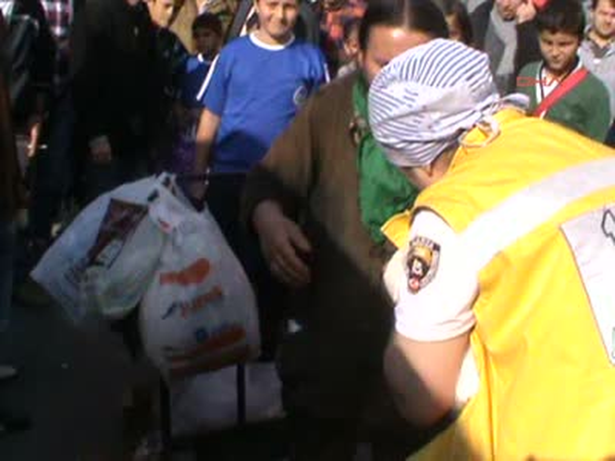 Sakarya Köpekten Korktu, Tabancayla Ateş Açarken 1 Kadını Yaraladı Köpekten Korktu, Tabancayla Ateş...