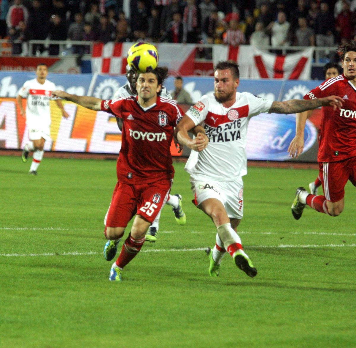 Beşiktaş M.P. Antalyaspor\'u Mağlup Etti