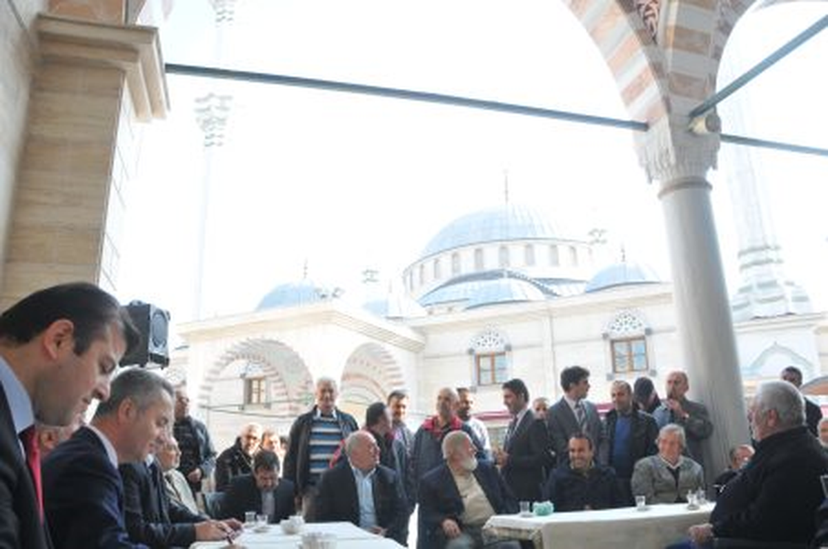 Uzun Vatandaşın Sorularını Yanıtladı
