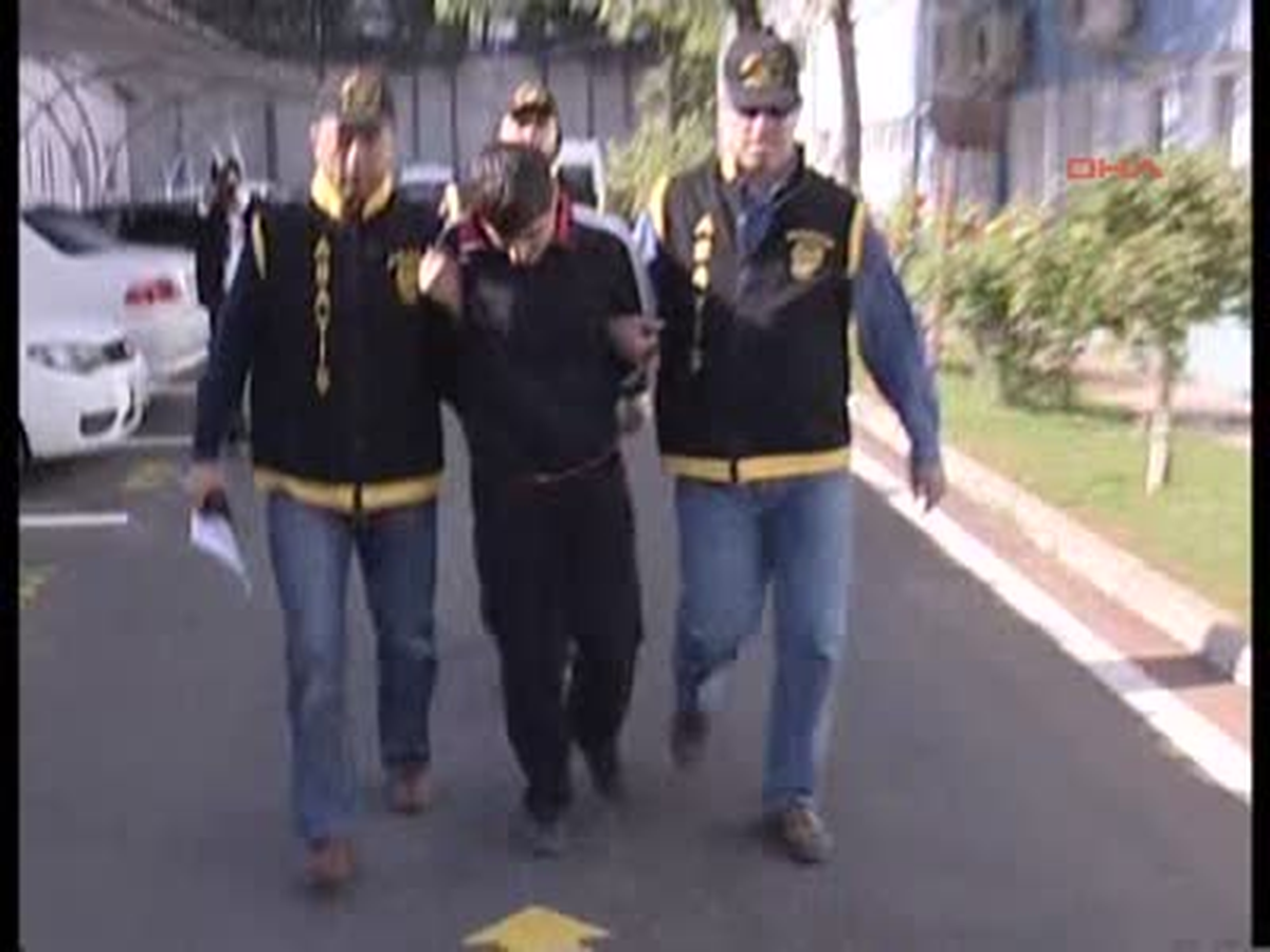 Adana Adliyeden Elleri Kelepçeli Kaçan Sanık 5 Ay Sonra Yakalandı Adliyeden Elleri Kelepçeli Kaçan...