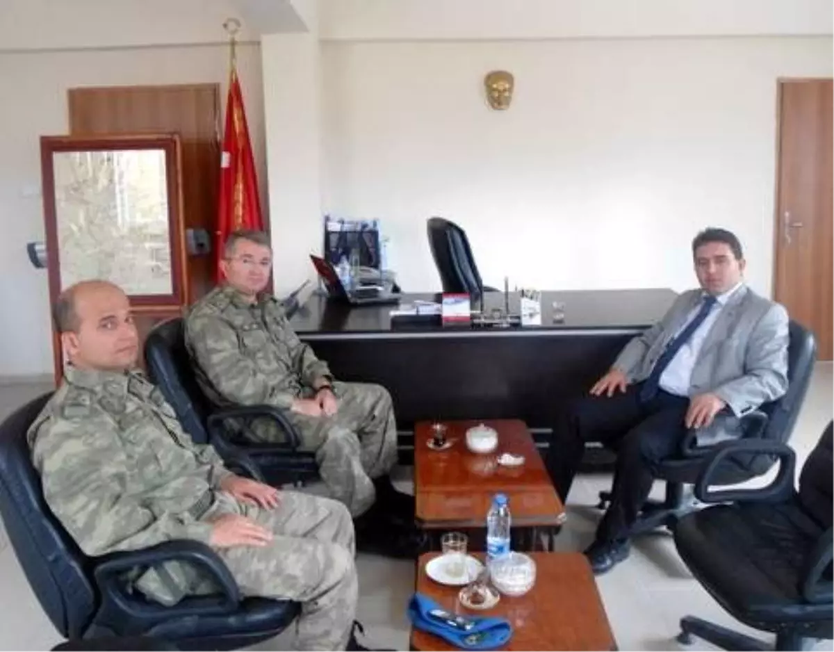 Albay Alkan'dan Kaymakam Kaya'ya Ziyaret