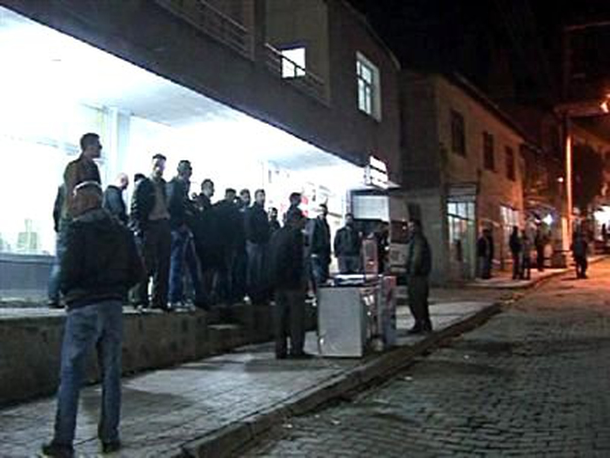 Beytüşşebap\'ta PKK Askeri Üs Bölgesine Saldırdı, Çatışma 10 Dakika Sürdü