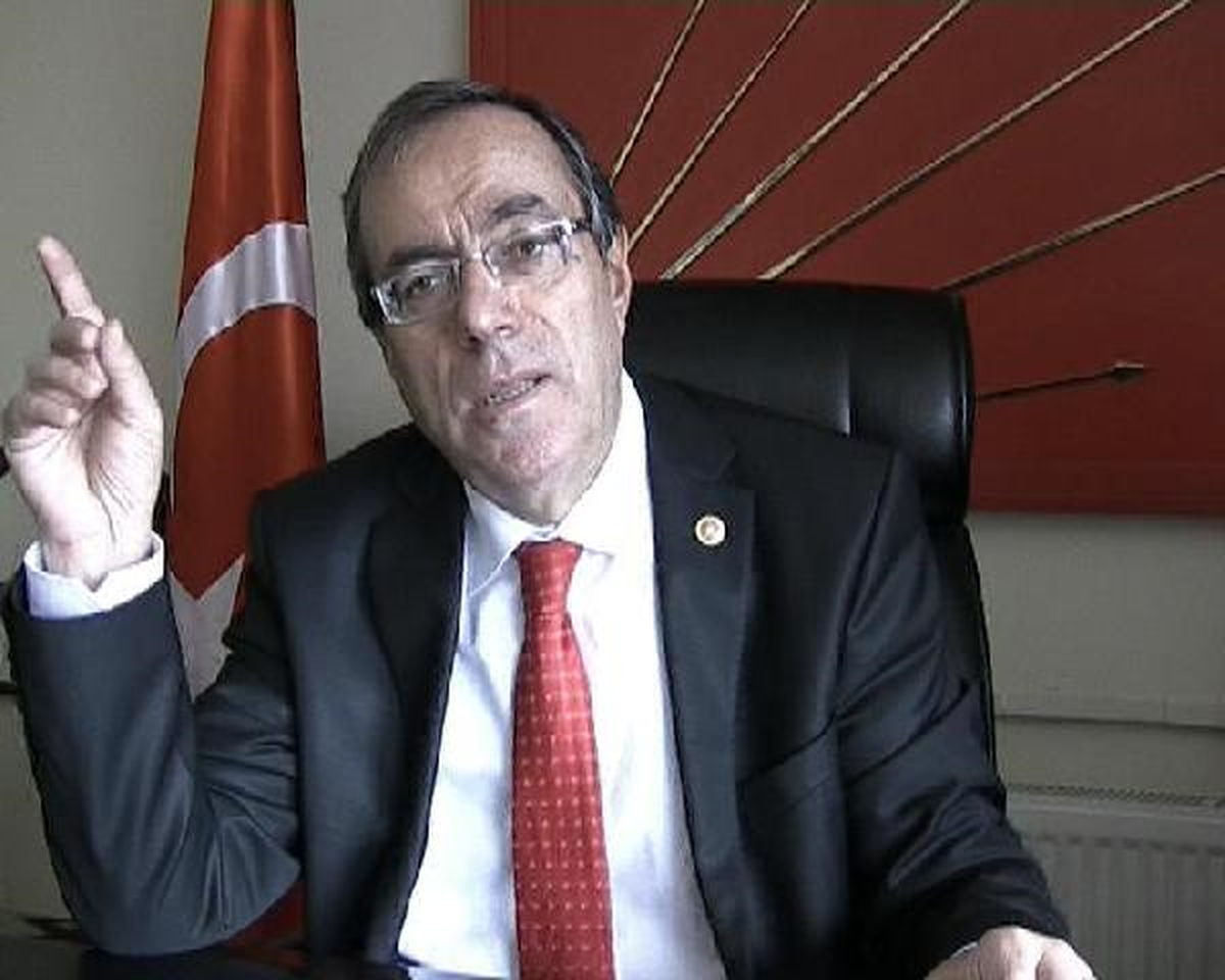 CHP\'li Kart\'tan, Bakan Şahin\'e Fişleme İddiası