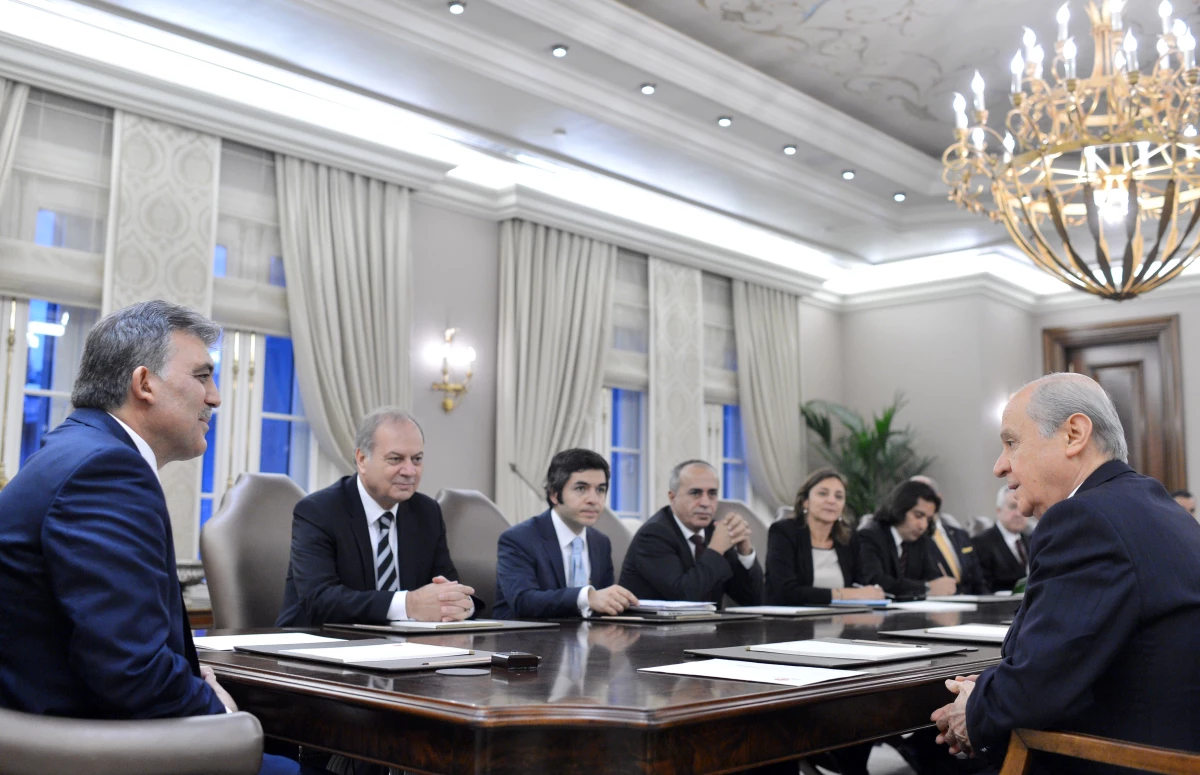 Cumhurbaşkanı Gül, MHP Genel Başkanı Bahçeli\'yi Kabul Etti…(1)
