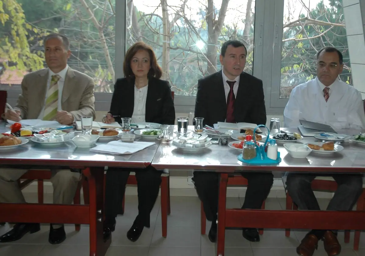 Genel Sekreter Türkyılmaz Yeni Yönetimi Tanıttı