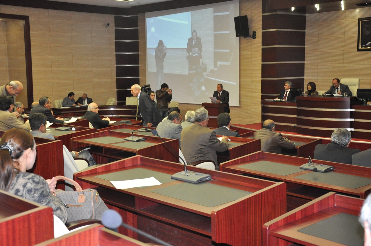 İl Genel Meclisi\'nde 2013 Yılı Hazırlık Gelir Bütçesi Görüşüldü