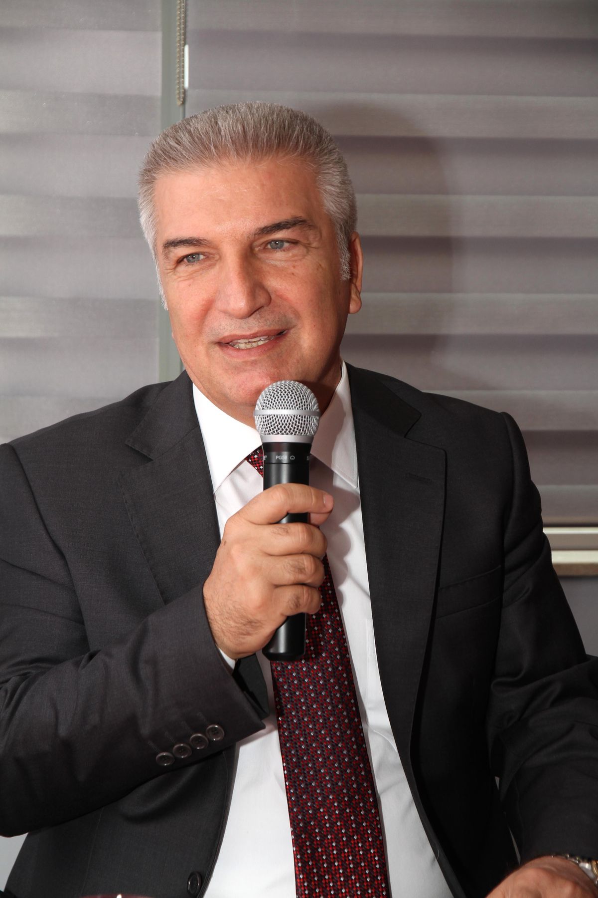 Karşıyaka Belediyesi\'nden Anlamlı Çağrı