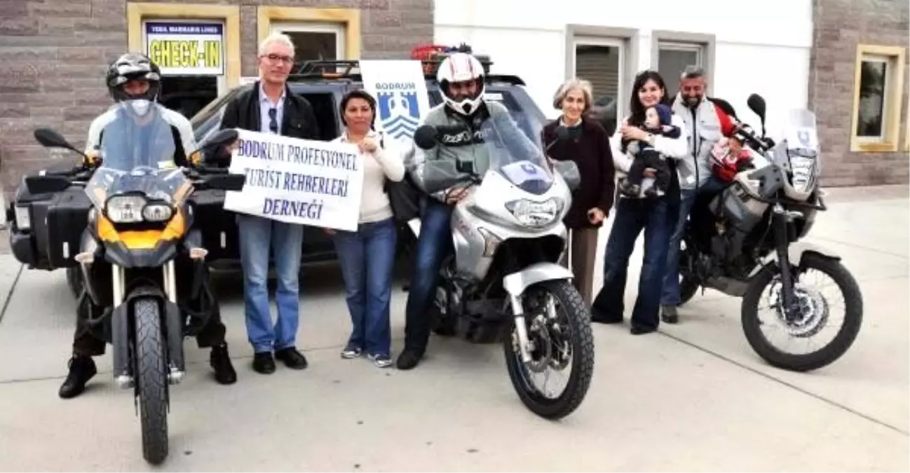 Motosikletle 10 Bin Kilometre Yol Yapacaklar