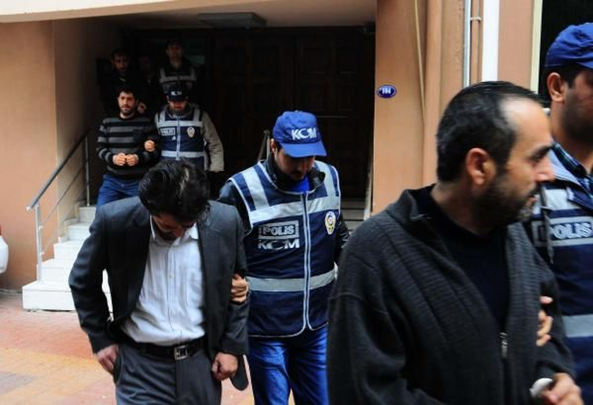 Mülteci Tacirleri Uslanmıyor
