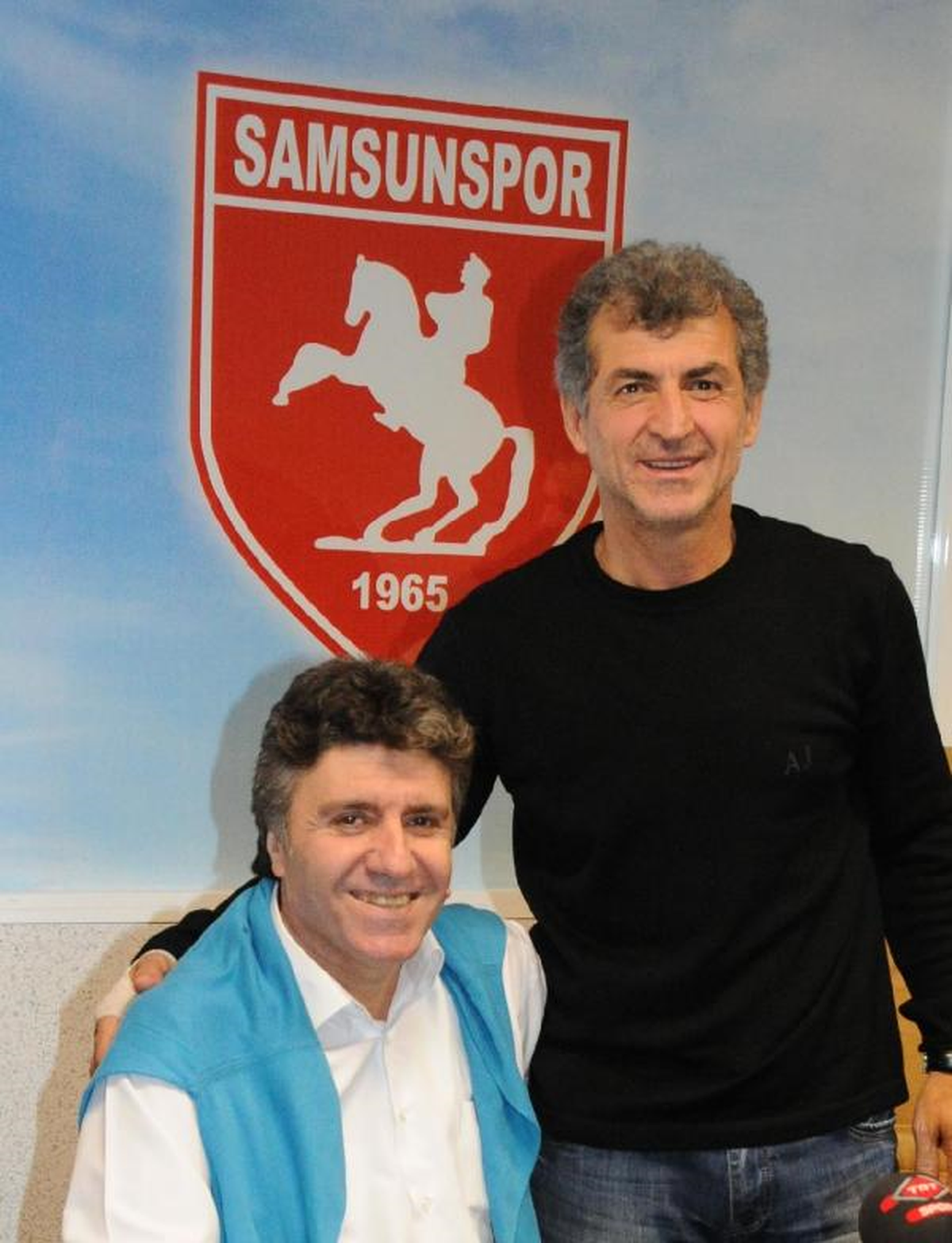 Samsunspor\'da Erhan Altın İstifa Etti