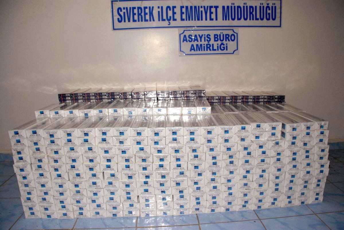 Siverek\'te 6bin 700 Paket Kaçak Sigara Ele Geçirildi