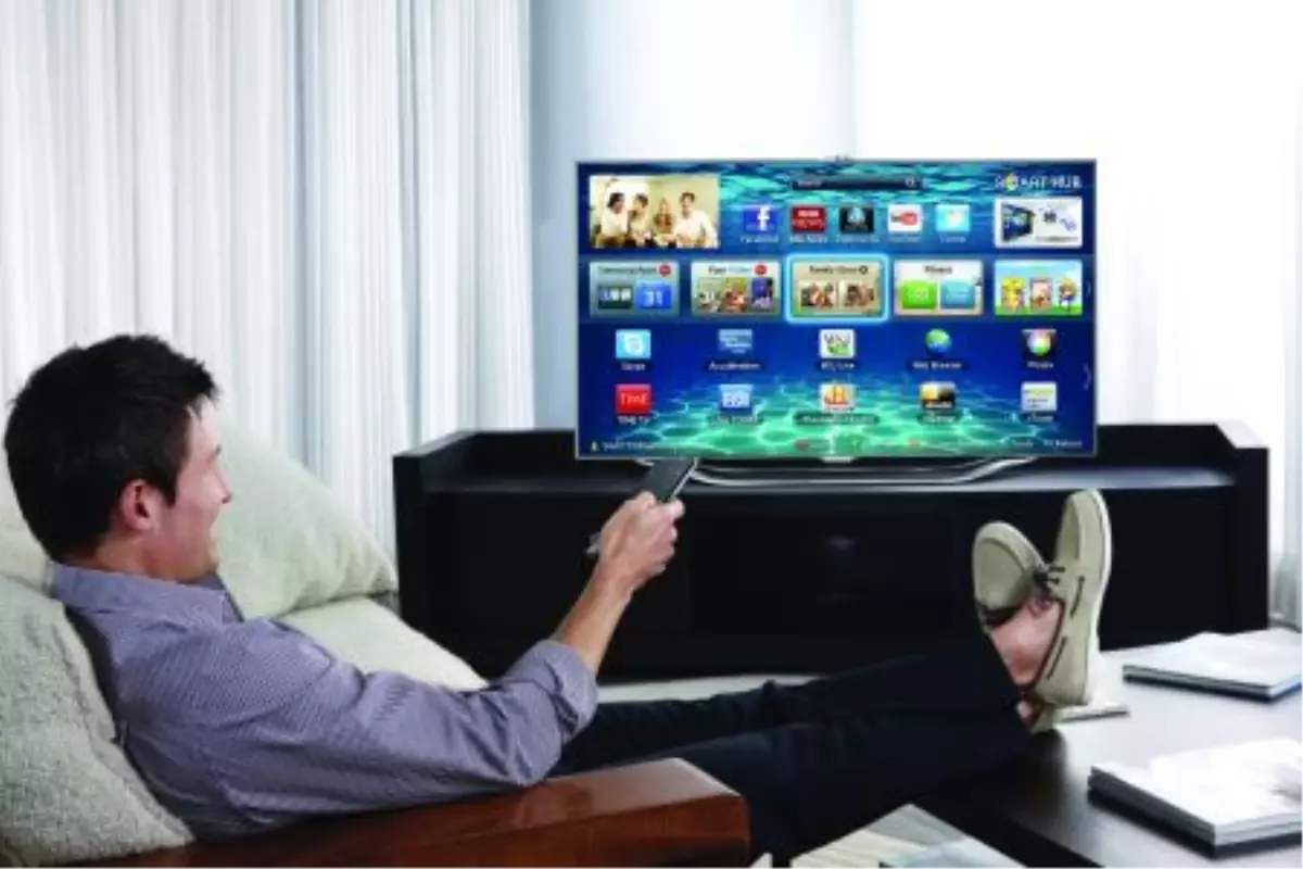 Tek Kumanda ile Evdeki Tüm Cihazları Kontrol Edin!