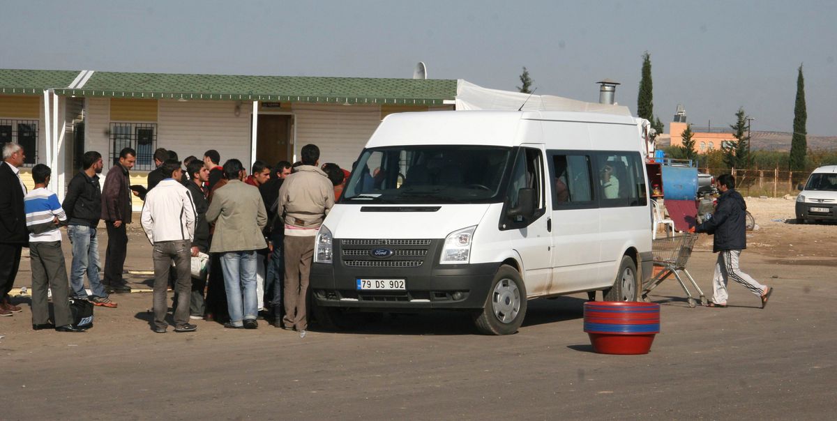 Türkiye\'deki Suriyeli Mülteci Sayısı 120 Bin 848\'e Yükseldi