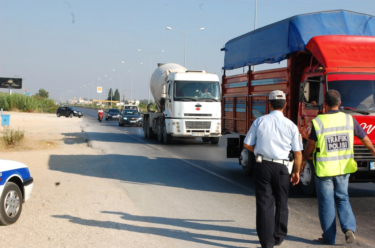 2012 Yılında Manavgat\'ta 6 Bin 637 Araç Trafiğe Çıktı